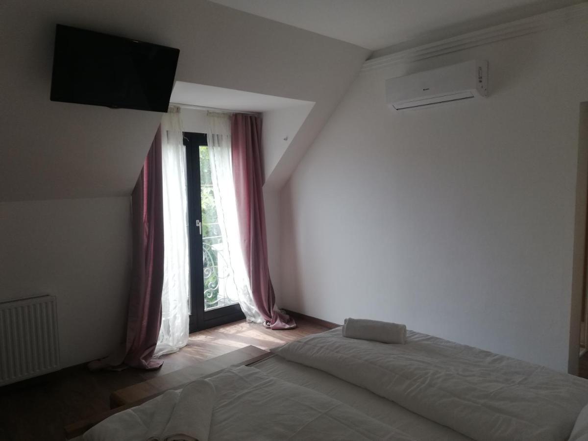 Levanda Panzio Kópháza Buitenkant foto