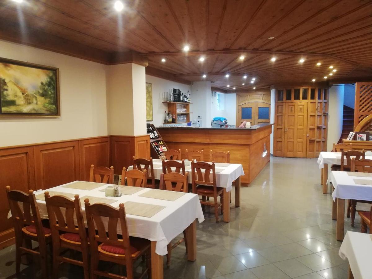 Levanda Panzio Kópháza Buitenkant foto