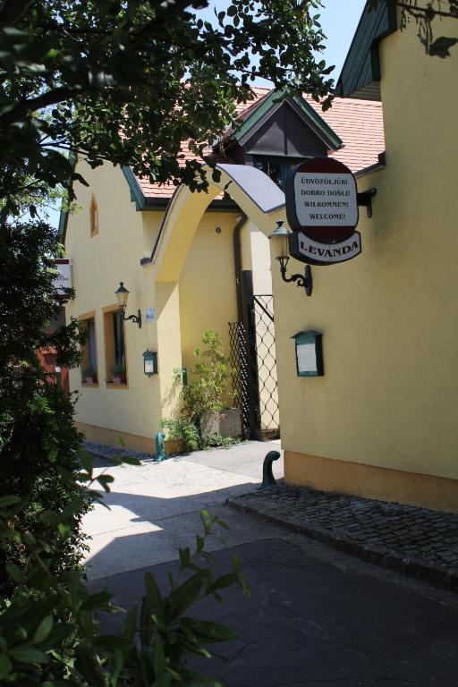 Levanda Panzio Kópháza Buitenkant foto